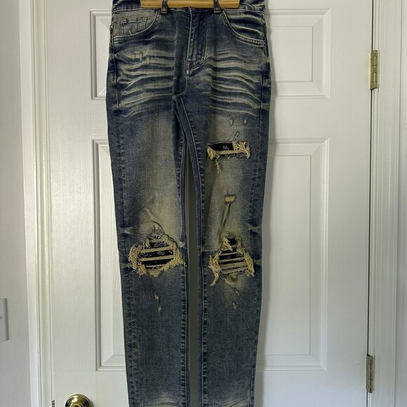 Amiri Jeans - Picture 1 of 3